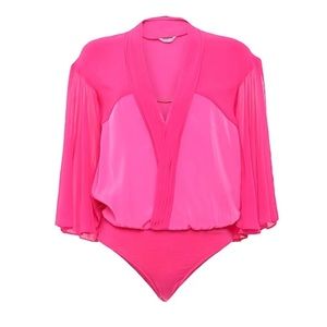 🌞SALE 🌞Bodysuit blouse in magenta shades NWT